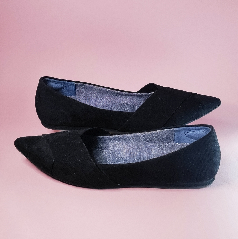 Dr.Scholls black suede flats